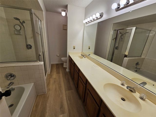 15221 Berry Trail 904, Dallas, TX 75248