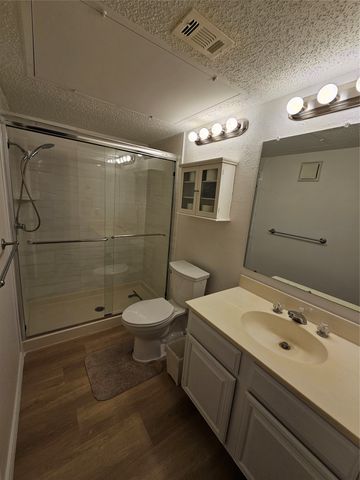 15221 Berry Trail 904, Dallas, TX 75248