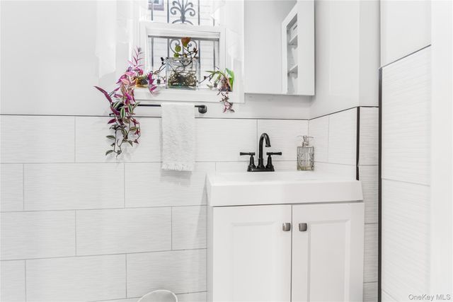 138-24 95th Avenue, Jamaica, NY 11435