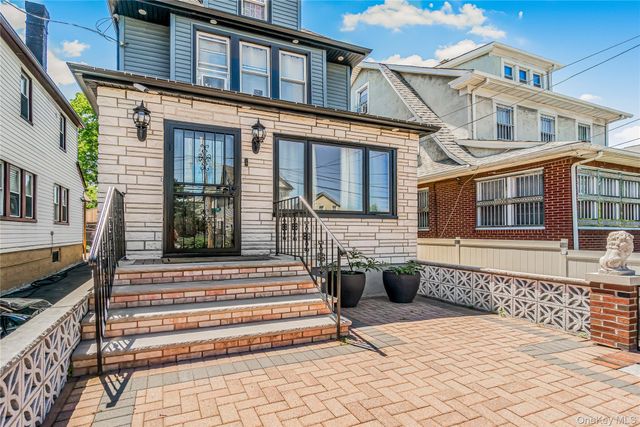 138-24 95th Avenue, Jamaica, NY 11435
