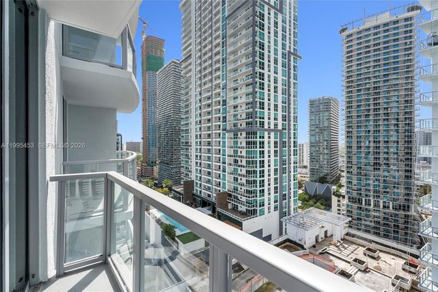 1060 Brickell Ave 2117, Miami, FL 33131