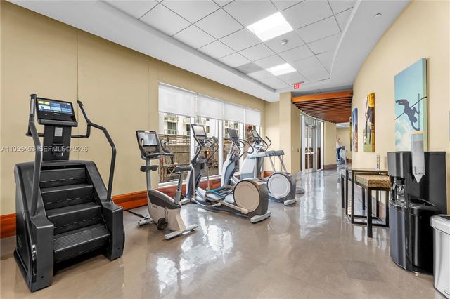 1060 Brickell Ave 2117, Miami, FL 33131