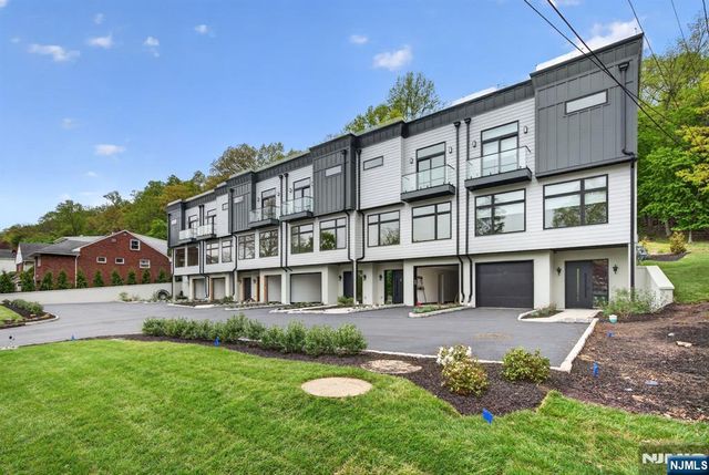 522 Valley Road 3, Clifton, NJ 07013