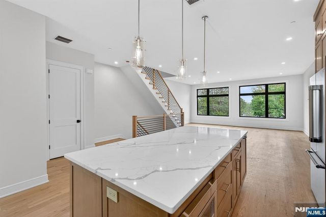 522 Valley Road 3, Clifton, NJ 07013
