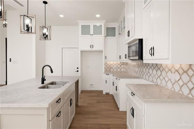 709 E Sadie Street, Edinburg, TX 78541