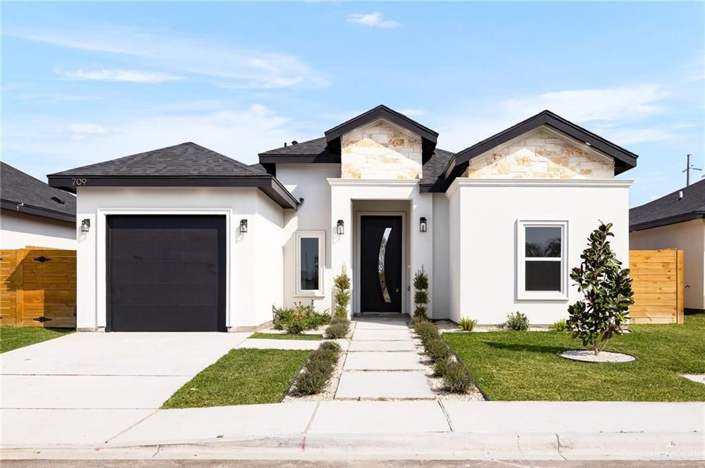 709 E Sadie Street, Edinburg, TX 78541