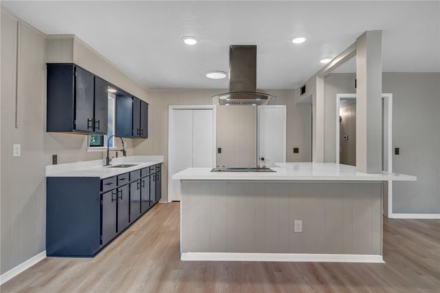 104 North Oneal Street, Caldwell, TX 77836