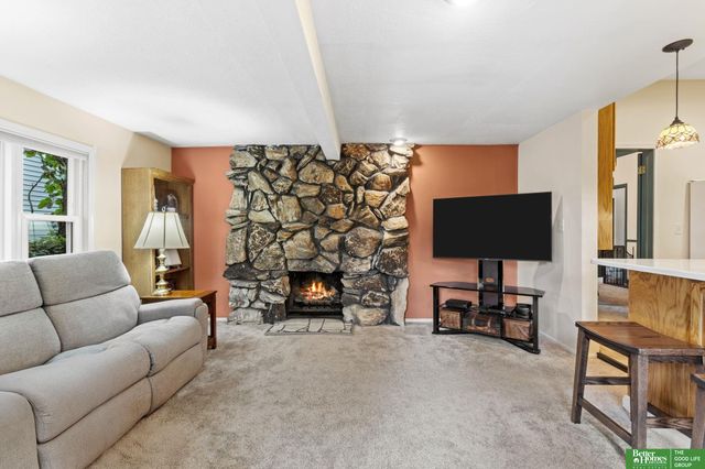 5427 Parker Street, Omaha, NE 68104