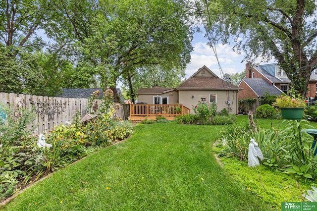 5427 Parker Street, Omaha, NE 68104