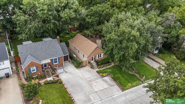 5427 Parker Street, Omaha, NE 68104