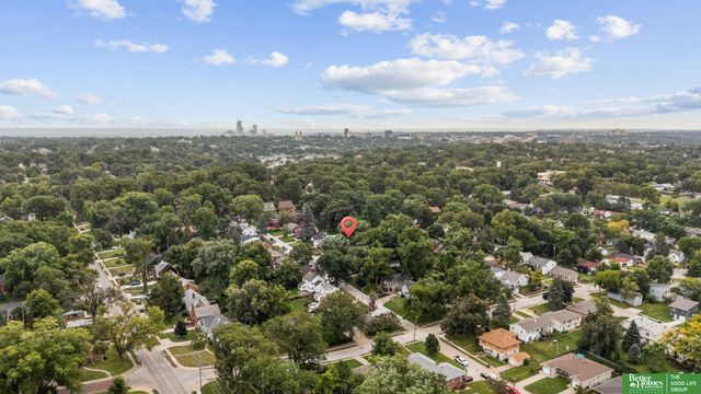 5427 Parker Street, Omaha, NE 68104