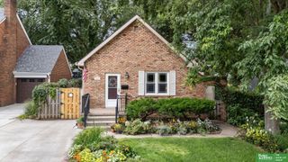 5427 Parker Street, Omaha, NE 68104