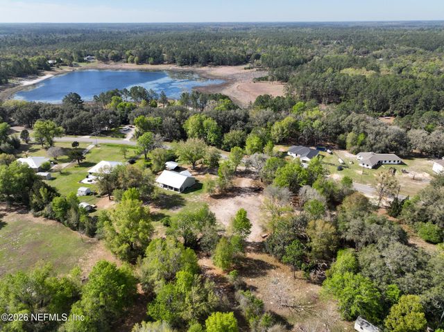 110 ASHLEY LAKE Drive, Melrose, FL 32666