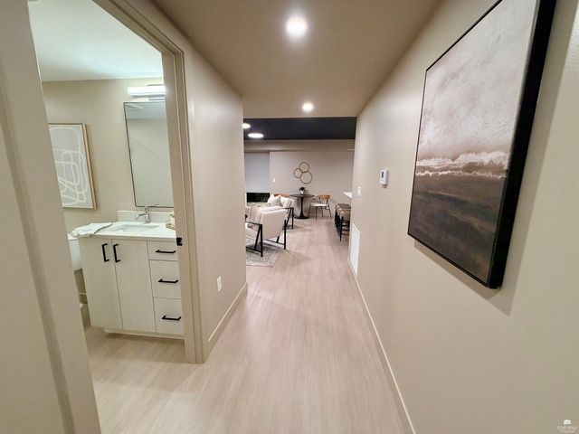 1700 N Manhattan, Unit 202 Avenue, Manhattan, KS 66502
