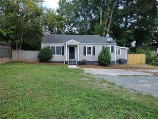 131 Garrison SE Road, Marietta, GA 30008