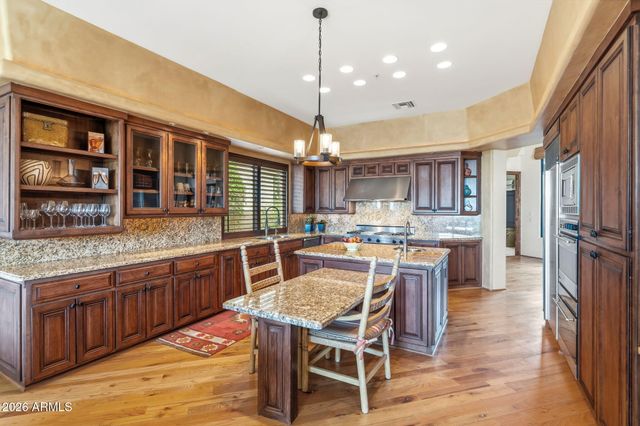 24350 N WHISPERING RIDGE Way 39, Scottsdale, AZ 85255