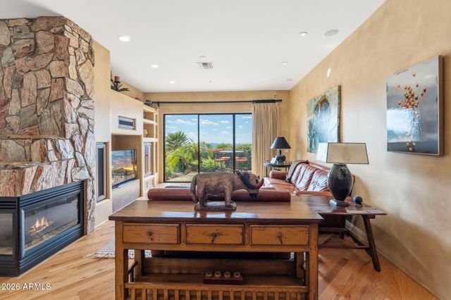 24350 N WHISPERING RIDGE Way 39, Scottsdale, AZ 85255
