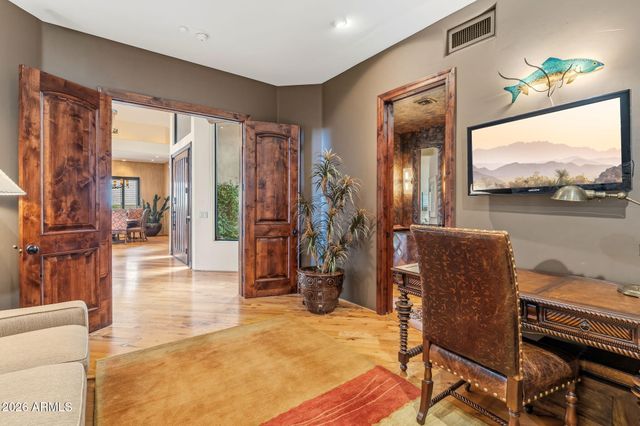 24350 N WHISPERING RIDGE Way 39, Scottsdale, AZ 85255