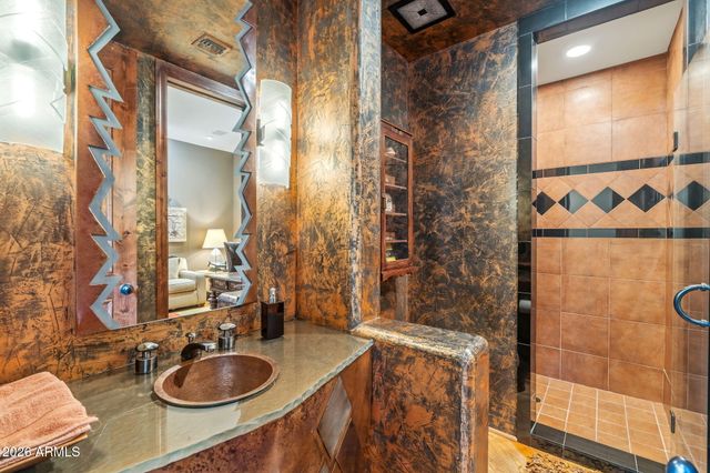 24350 N WHISPERING RIDGE Way 39, Scottsdale, AZ 85255