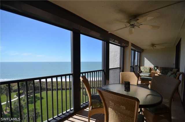 10951 GULFSHORE DR 504, Naples, FL 34108