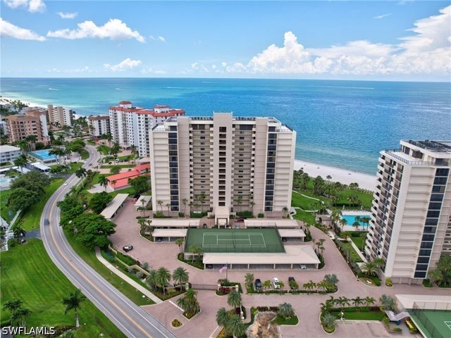 10951 GULFSHORE DR 504, Naples, FL 34108