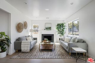 4918 10th Avenue, Los Angeles, CA 90043