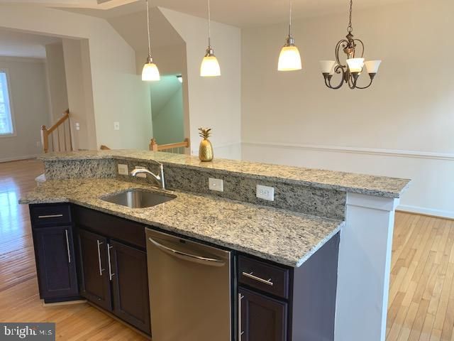 4372 THOMAS BRIGADE LN, Fairfax, VA 22033