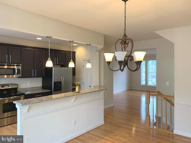 4372 THOMAS BRIGADE LN, Fairfax, VA 22033