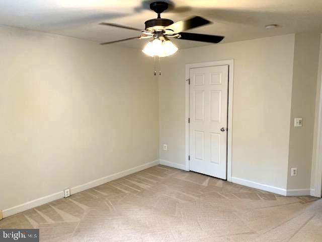 4372 THOMAS BRIGADE LN, Fairfax, VA 22033