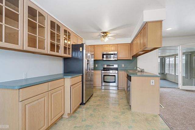 19259 Colman Street, Clinton Township, MI 48035