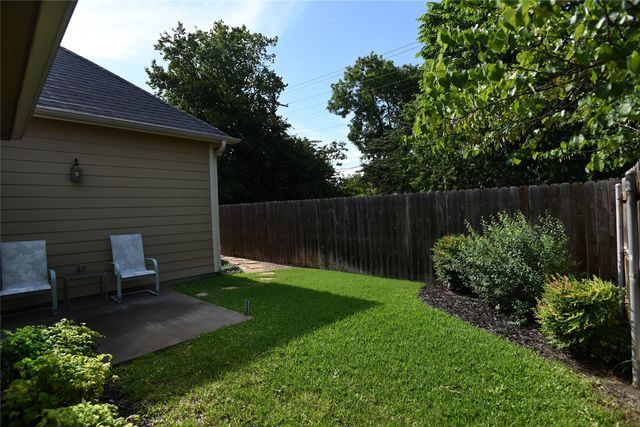2501 Chebi Lane, Denton, TX 76209