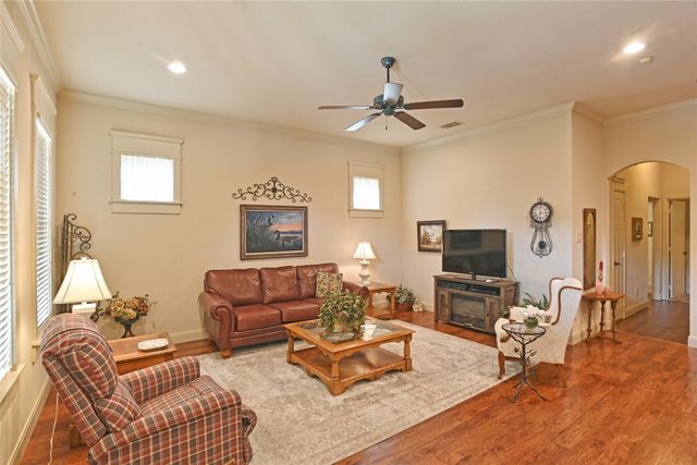 2501 Chebi Lane, Denton, TX 76209