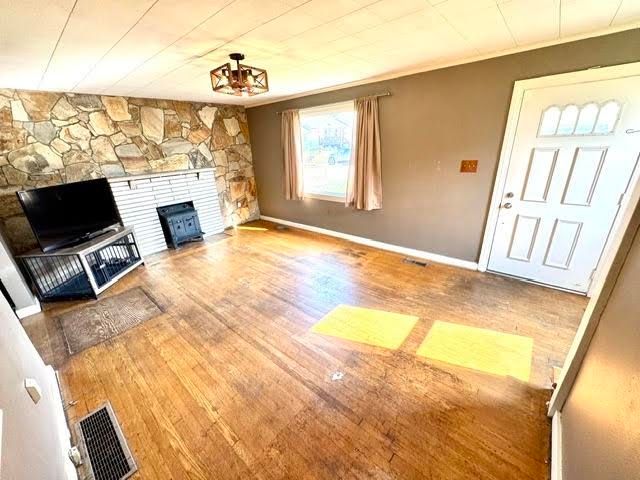 1009 Chestnut Street, Kenova, WV 25530