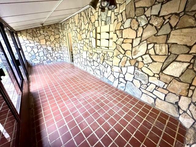 1009 Chestnut Street, Kenova, WV 25530
