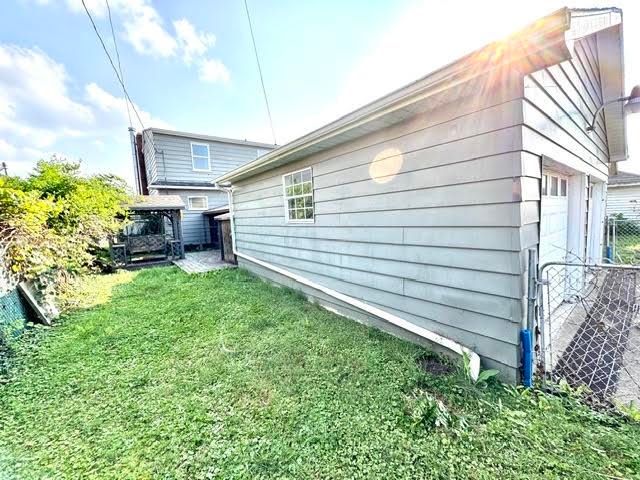 1009 Chestnut Street, Kenova, WV 25530