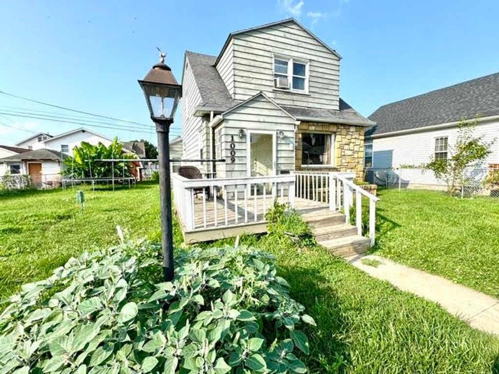 1009 Chestnut Street, Kenova, WV 25530