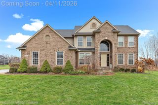 316 Lenox Lane, Brighton Township, MI 48114
