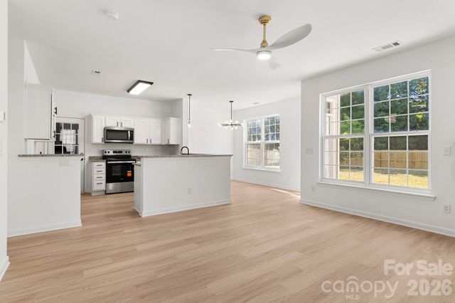 14426 Arlandes Drive, Charlotte, NC 28278