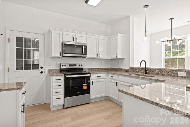 14426 Arlandes Drive, Charlotte, NC 28278