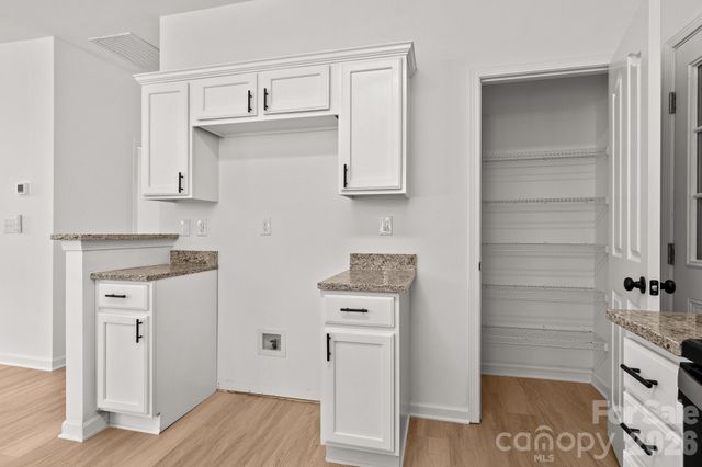 14426 Arlandes Drive, Charlotte, NC 28278