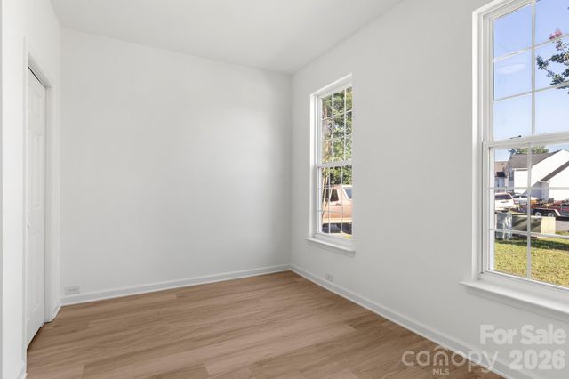 14426 Arlandes Drive, Charlotte, NC 28278