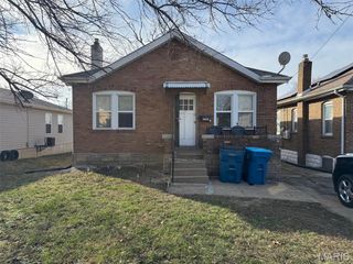 2524 McLaran Avenue, Jennings, MO 63136