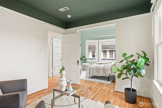 2523 32nd Avenue S, Seattle, WA 98144