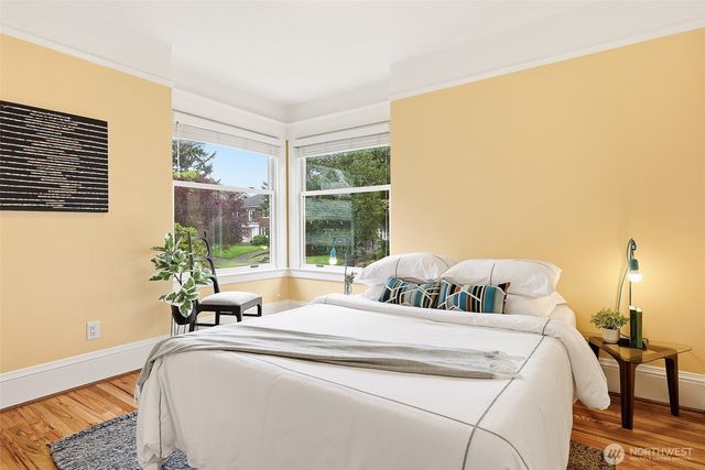 2523 32nd Avenue S, Seattle, WA 98144