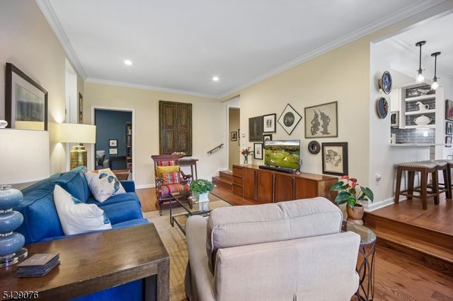 9 Sentinel Ct 9C, Chatham Twp., NJ 07928
