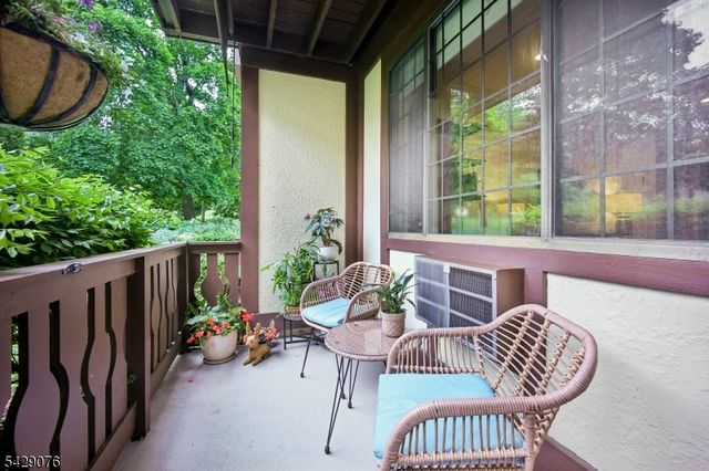 9 Sentinel Ct 9C, Chatham Twp., NJ 07928