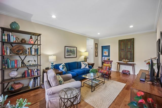 9 Sentinel Ct 9C, Chatham Twp., NJ 07928