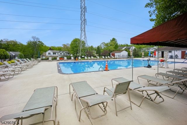 9 Sentinel Ct 9C, Chatham Twp., NJ 07928