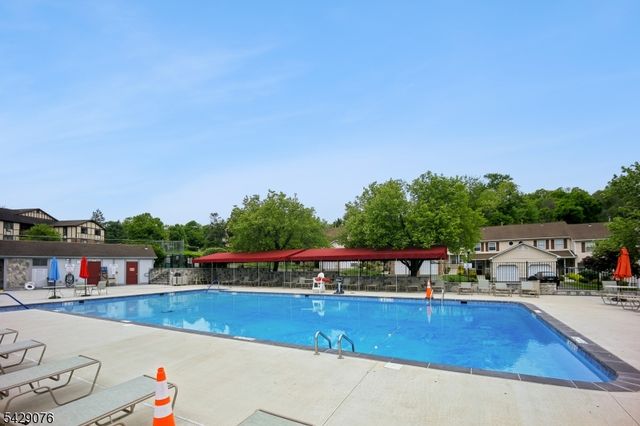 9 Sentinel Ct 9C, Chatham Twp., NJ 07928