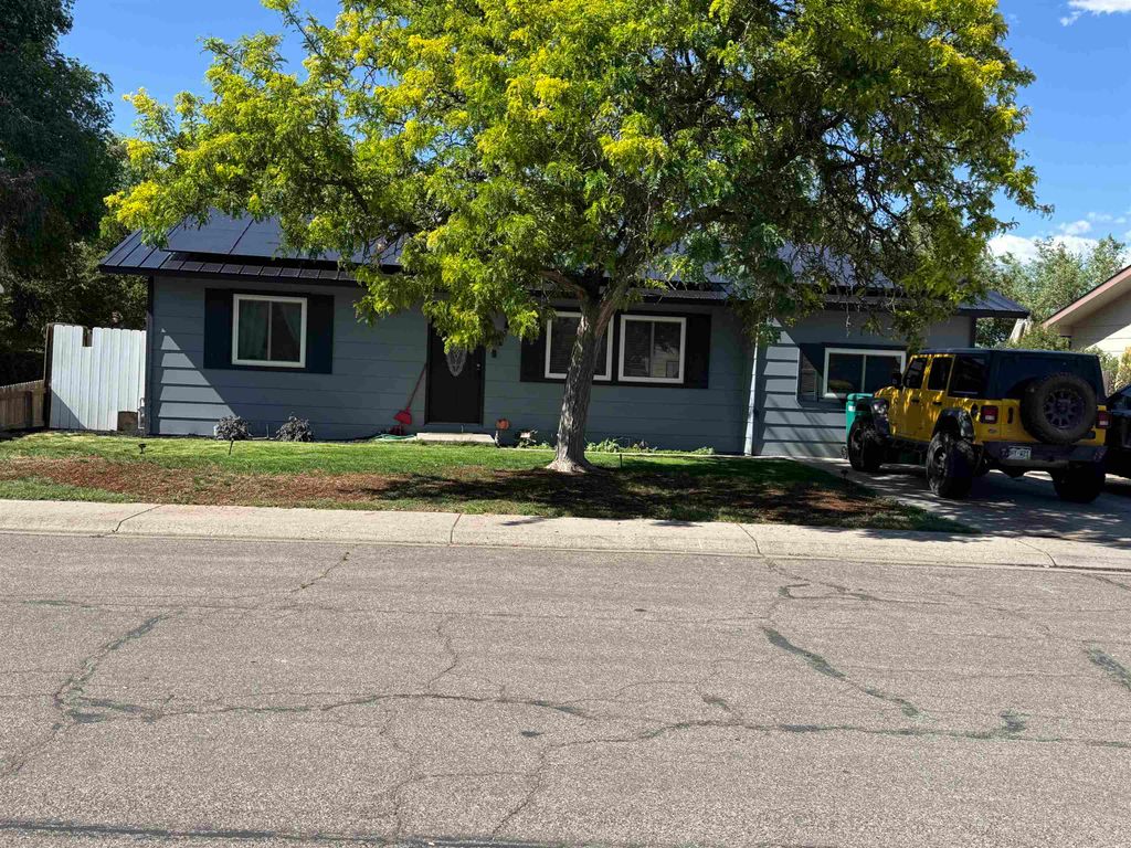 513 Greenbriar Street, Fruita, CO 81521